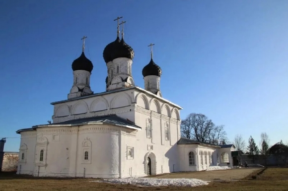 Актриса Ксения Глинка – о сохранении исторической памяти, восстановлении малых городов и силе в тишине Актриса Ксения Глинка – о сохранении исторической памяти, восстановлении малых городов и силе в тишине