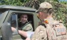 На передовой не до парадов: как военных водителей поздравили прямо на трассе в Донецке