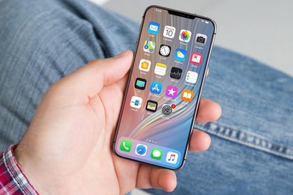 Apple выпустит самый маленький iPhone