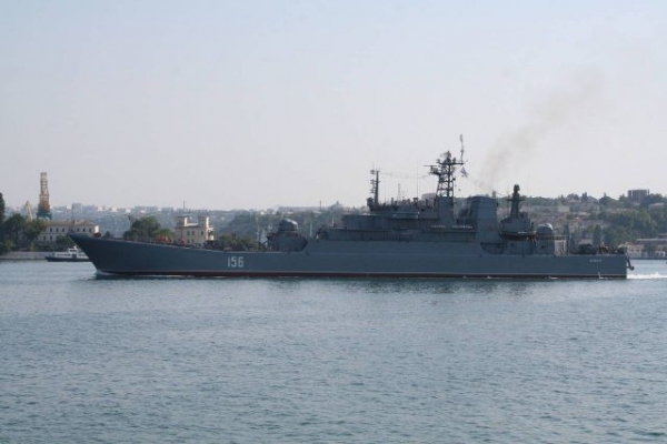 Может, БДК вместо атомного эсминца будет полезнее?