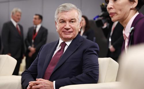 Президент Узбекистана Мирзиёев: Центральная Азия становится новым экономическим центром Президент Узбекистана Мирзиёев: Центральная Азия становится новым экономическим центром